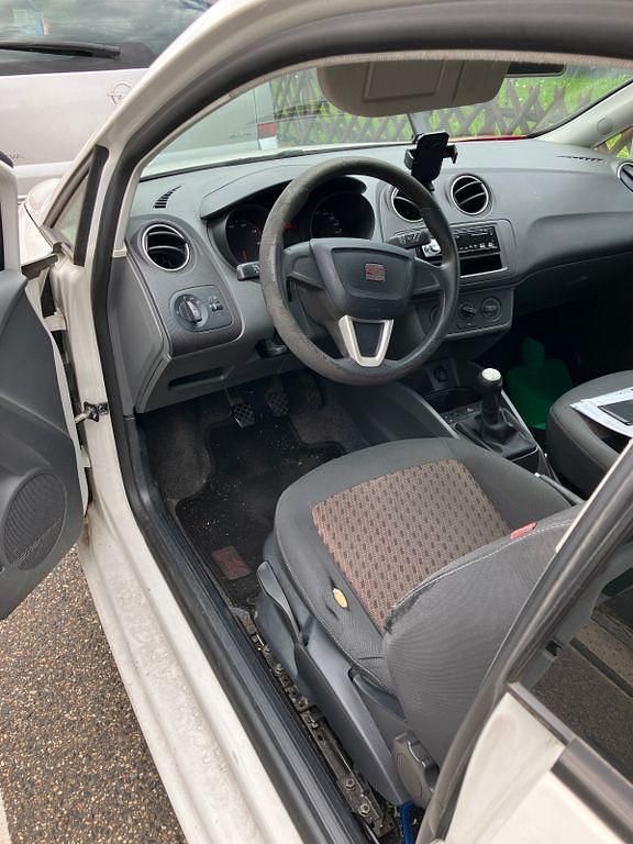 Weiß Gebraucht 2009 Seat Ibiza Kleinwagen | 1.500 € (Superpreis) - Bild 1/4