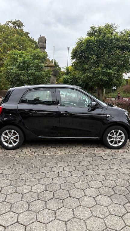 Gebraucht Smart ForFour Passion 71 PS (52 kW) 2015 Schwarz Kleinwagen