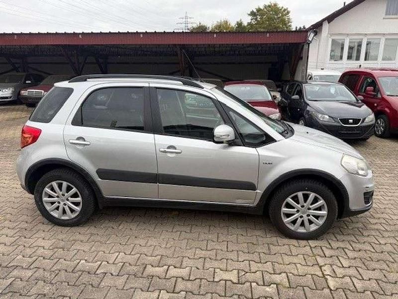 Gebraucht Suzuki SX4 Style 135 PS (99 kW) 2012 Silber Kombi