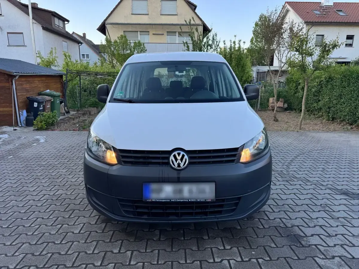 Gebraucht VW Caddy 102 PS (75 kW) 2013 Weiß Van / Kleinbus