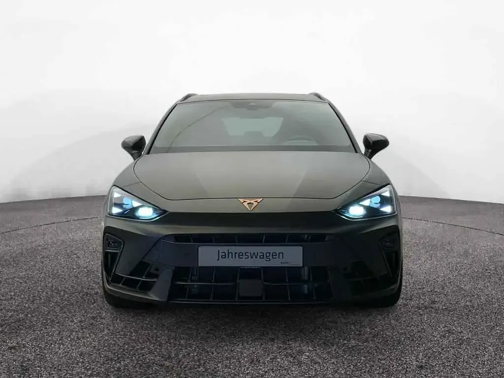 Neu Cupra Leon VZ 333 PS (244 kW) 2026 Centurybronze matt Kombi