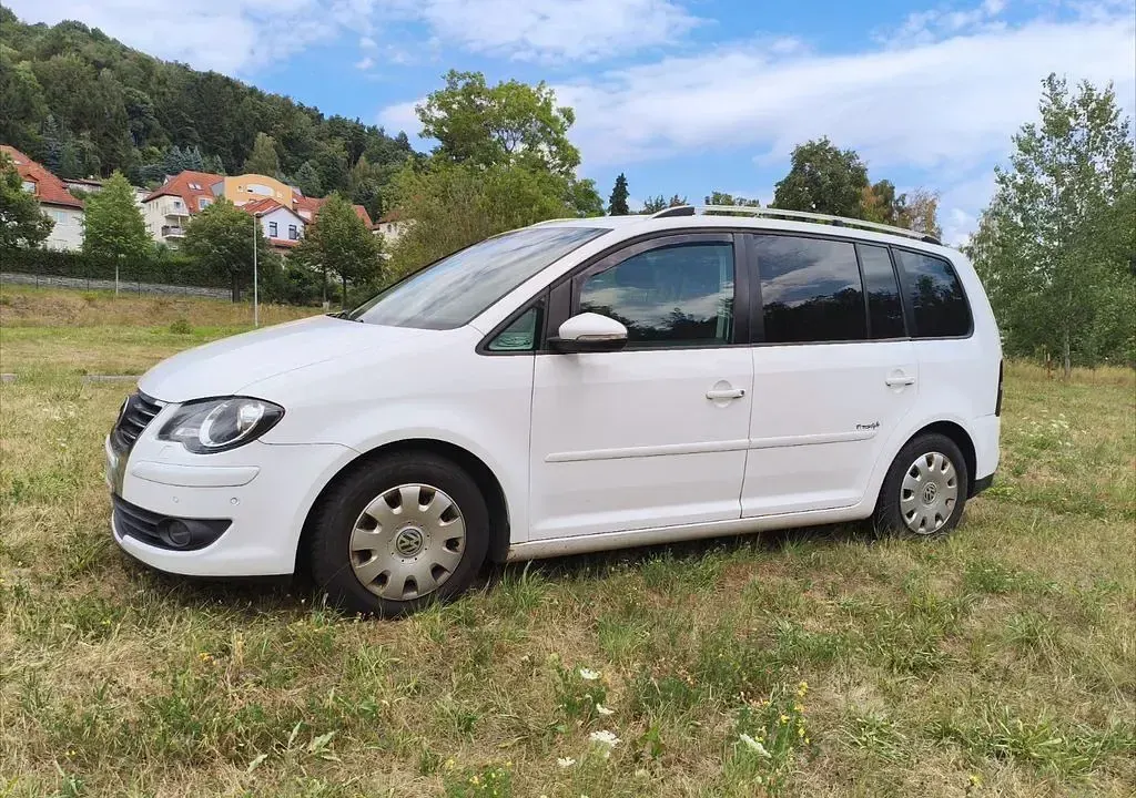 Gebraucht VW Touran Freestyle 140 PS (102 kW) 2010 Van / Kleinbus