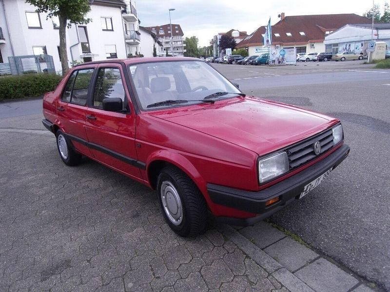 Rot Gebraucht 1989 VW Jetta Limousine | 3.288 € - Bild 1/4