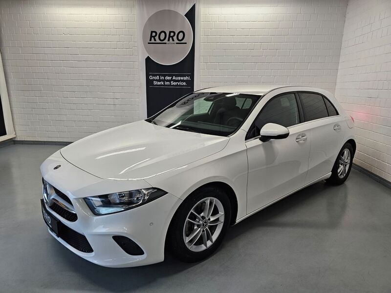 Gebraucht Mercedes A200 150 PS (110 kW) 2019 Weiß Limousine