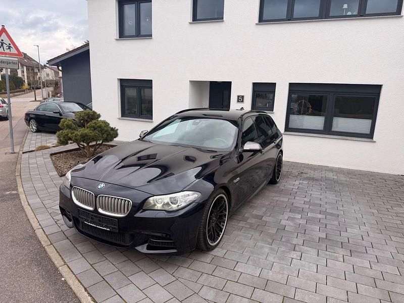 Gebraucht BMW M550 Performance 381 PS (280 kW) 2013 Schwarz Limousine