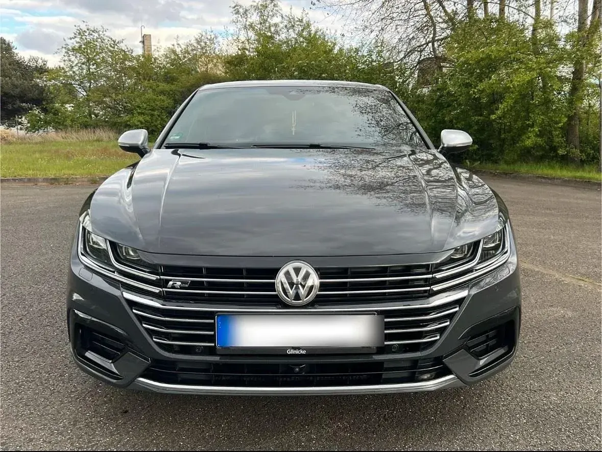 Gebraucht VW Arteon R-line 190 PS (139 kW) 2018 Grau Kleinwagen