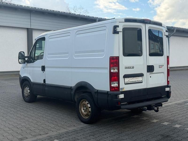 Gebraucht Iveco Daily 136 PS (100 kW) 2009 Weiß Van / Kleinbus
