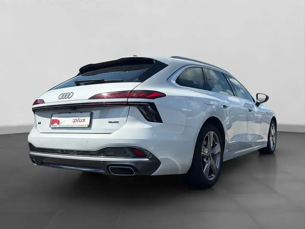 Gebraucht Audi A6 Ambiente 299 PS (219 kW) 2025 Gletscherweiß metallic Kombi