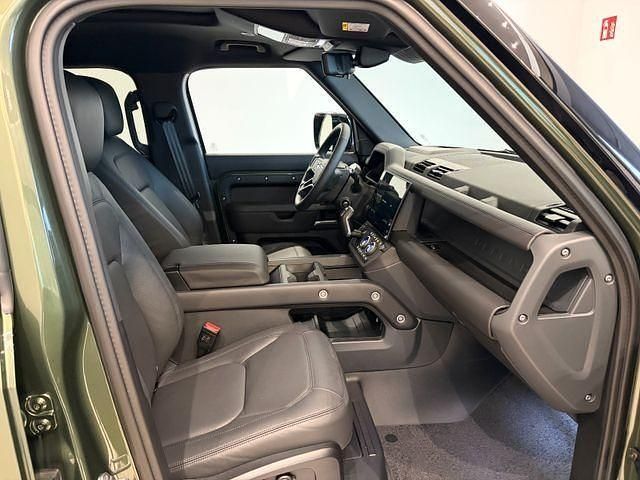 Gebraucht Land Rover Defender HSE Dynamic 426 PS (313 kW) 2026 Grün SUV