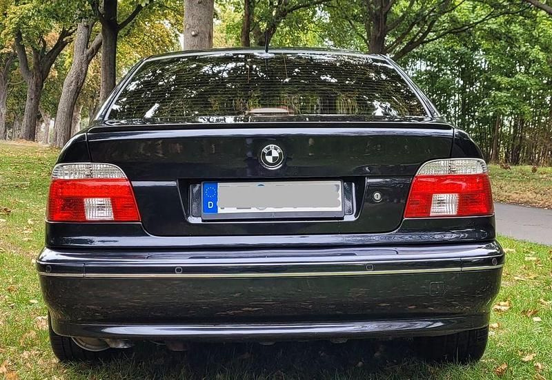 Gebraucht BMW 540 286 PS (210 kW) 1999 Schwarz Limousine