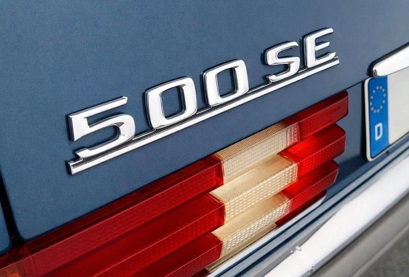 Gebraucht Mercedes E500 231 PS (169 kW) 1983 Blau Limousine