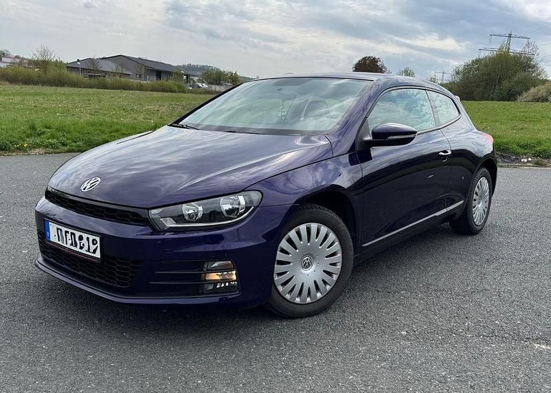 Używany VW Scirocco 150 KM (110 kW) 2015 Purpurowy Coupe