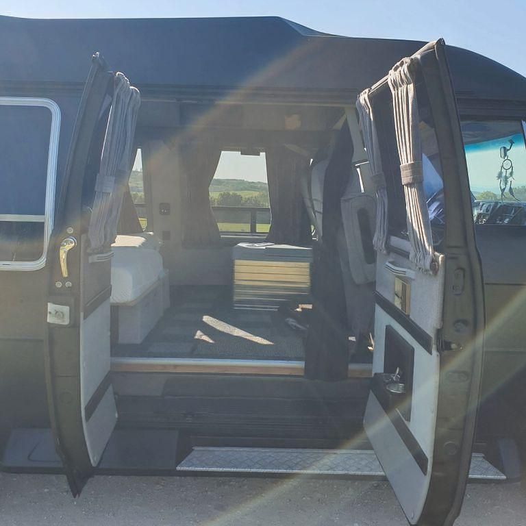 Gebraucht Chevrolet G 200 PS (147 kW) 1992 Schwarz Van