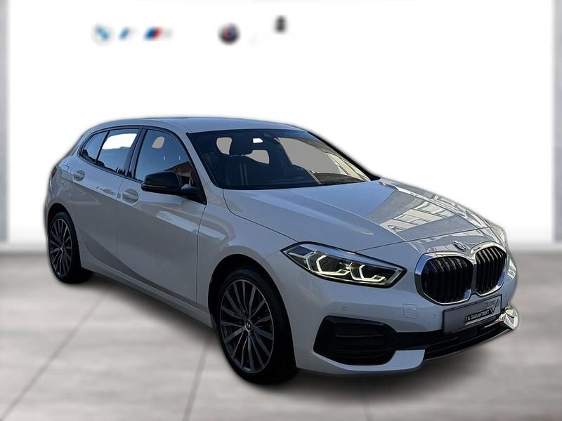 Gebraucht BMW 118 Sport Line 136 PS (100 kW) 2021 Weiß Kleinwagen