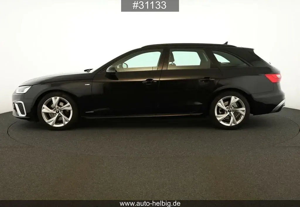 Gebraucht Audi A4 Ambiente 163 PS (119 kW) 2021 Mythosschwarz metallic Kombi