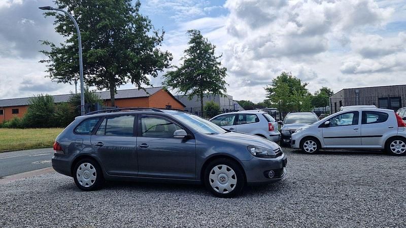Gebraucht VW Golf V 105 PS (77 kW) 2009 Grau Kombi