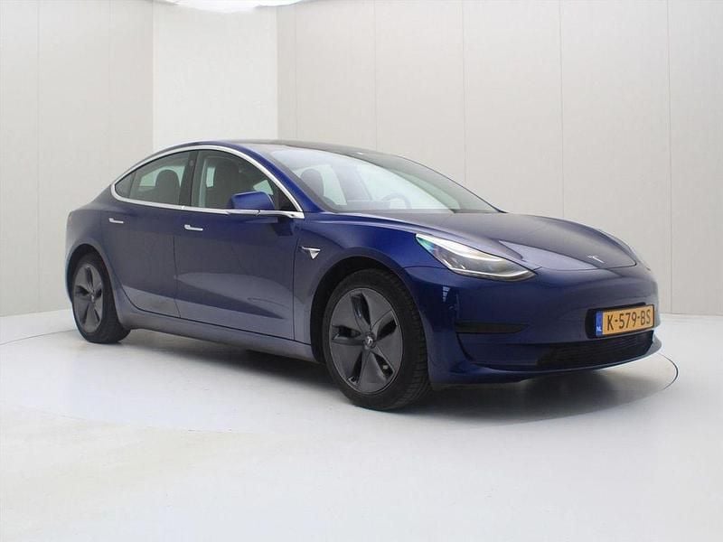 Gebraucht Tesla Model 3 Standard Range 225 kW (306 PS) 2020 Blau Limousine