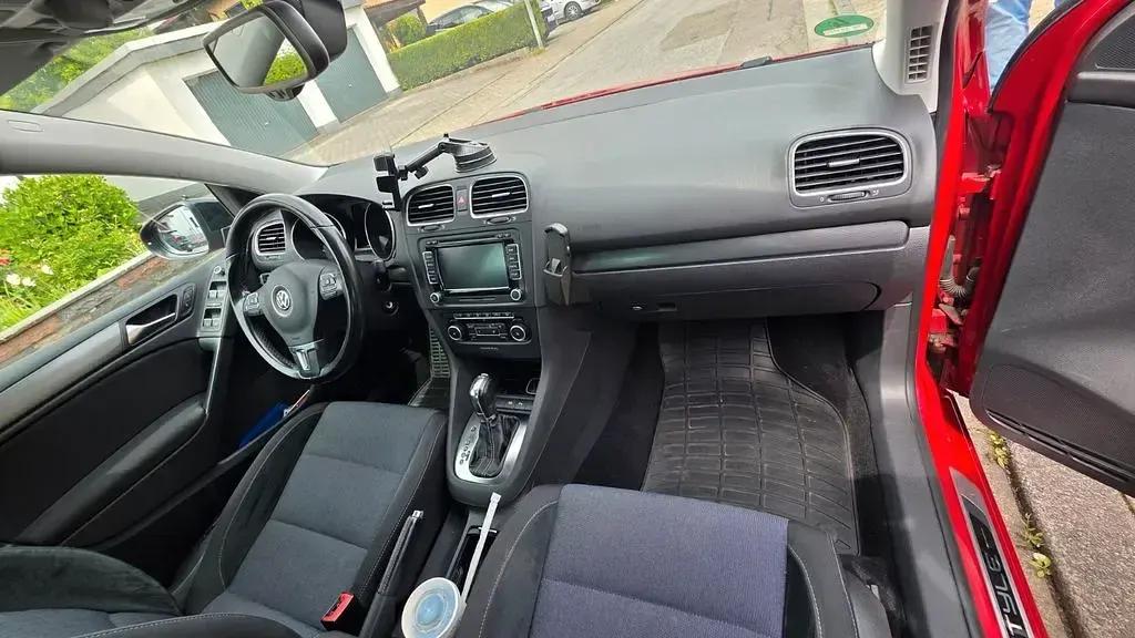 Gebraucht VW Golf VI Style 105 PS (77 kW) 2011 Rot Kleinwagen