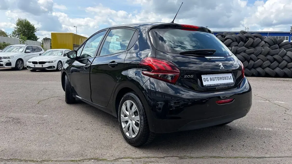 Gebraucht Peugeot 208 Active 82 PS (60 kW) 2019 Kleinwagen