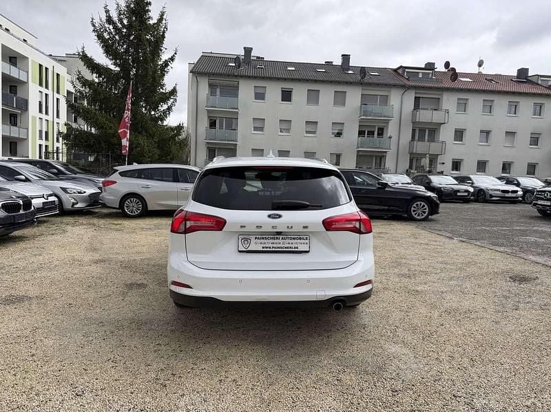 Gebraucht Ford Focus Cool & Connect 120 PS (88 kW) 2019 Frozen white Kombi