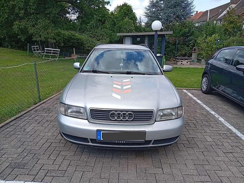 Gebraucht 1996 Audi A4 Kombi | 750 € (Guter Preis) - Bild 1/4
