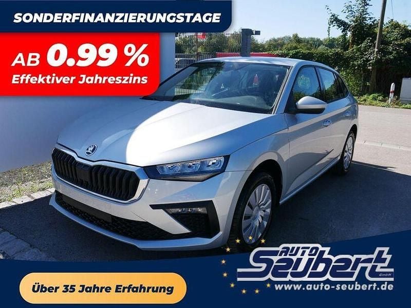 Neu Skoda Scala Selection 150 PS (110 kW) 2026 Brillantsilber metallic Kleinwagen
