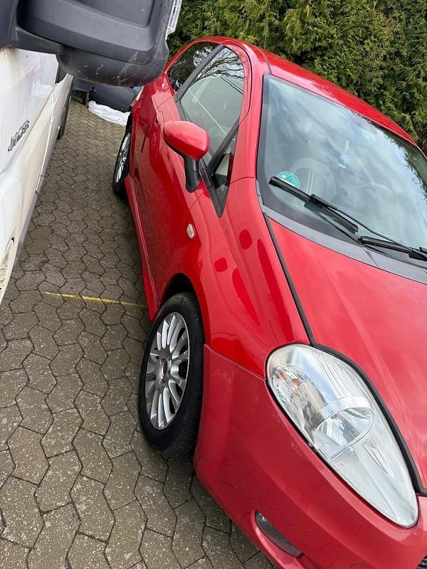 Gebraucht Fiat Punto 2009 Rot Kleinwagen