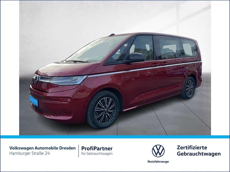 Second-hand VW Multivan Style 150 CP (110 kW) 2022 Roșu Monovolum