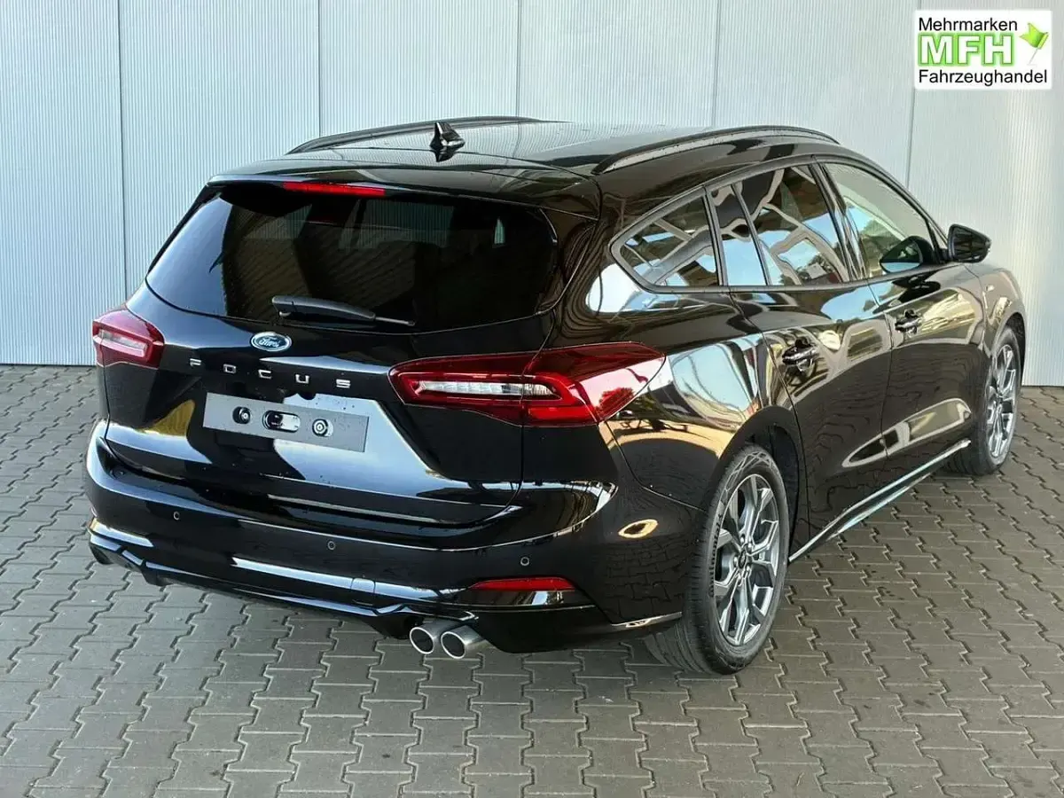 Neu Ford Focus ST-Line X 155 PS (114 kW) 2025 Agate black Kombi