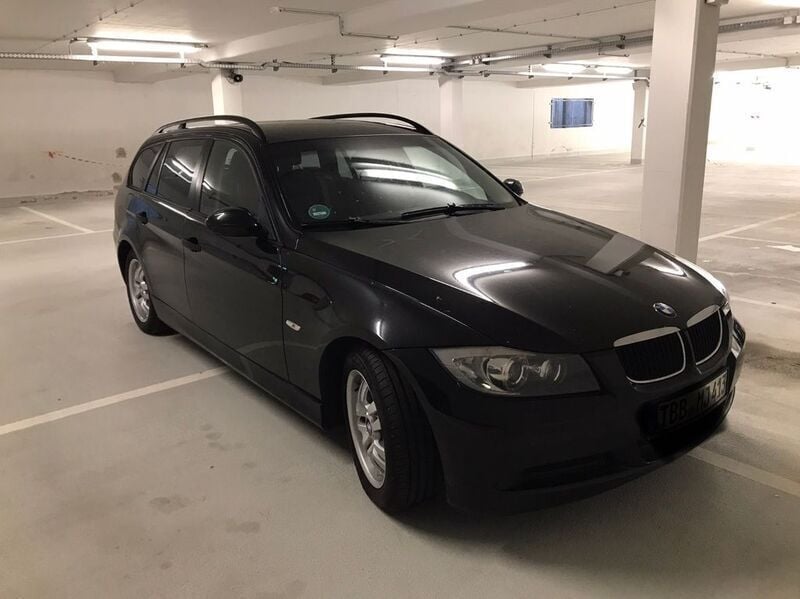 Schwarz Gebraucht 2005 BMW 320 Kombi | 3.499 € (Etwas zu teuer) - Bild 1/4