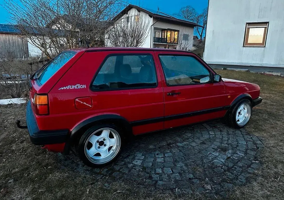 Second-hand VW Golf III 75 CP (55 kW) 1992 Hatchback