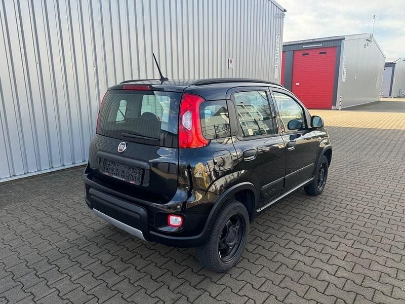 Gebraucht Fiat Panda 4x4 Wild 86 PS (63 kW) 2021 Schwarz Kleinwagen