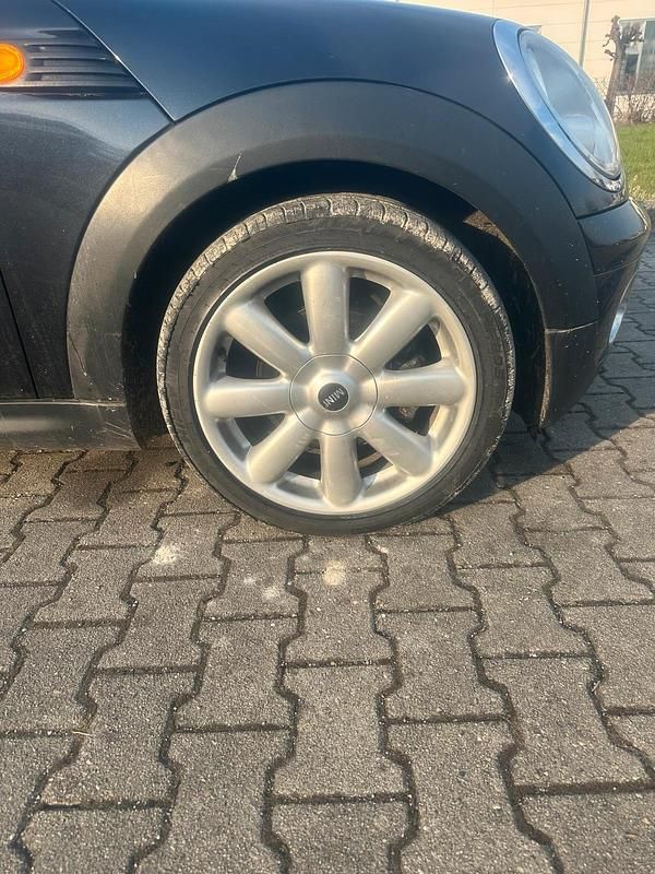 Gebraucht Mini Cooper 120 PS (88 kW) 2008 Schwarz Kleinwagen