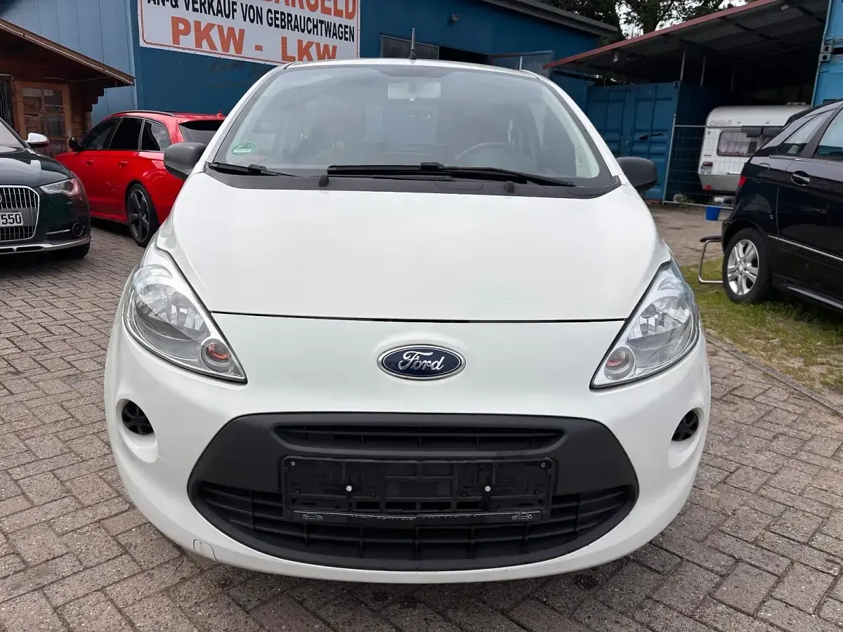 Gebraucht Ford Ka 70 PS (51 kW) 2014 Weiß Kleinwagen