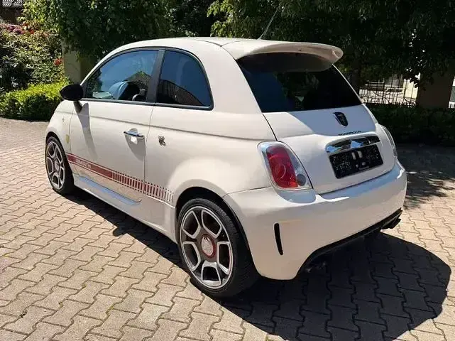 Gebraucht Abarth 500 135 PS (99 kW) 2011 Weiß Kleinwagen