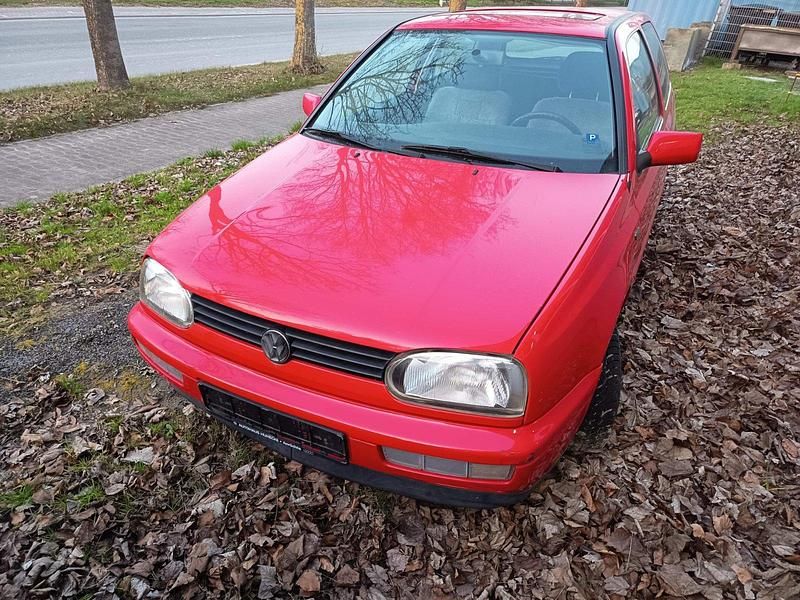 Gebraucht VW Golf III 60 PS (44 kW) 1997 Rot Kleinwagen