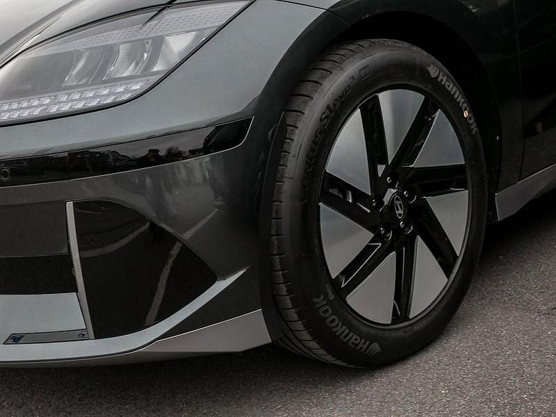 Neu Hyundai Ioniq 6 Basis 150 kW (205 PS) 2025 Grau Limousine