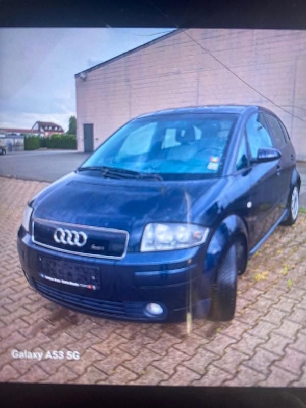 Blau Gebraucht 2001 Audi A2 Sport Kleinwagen | 1.100 € (Superpreis) - Bild 1/4