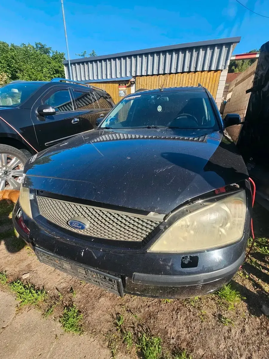 Gebraucht Ford Mondeo 130 PS (95 kW) 2003 Schwarz Kombi