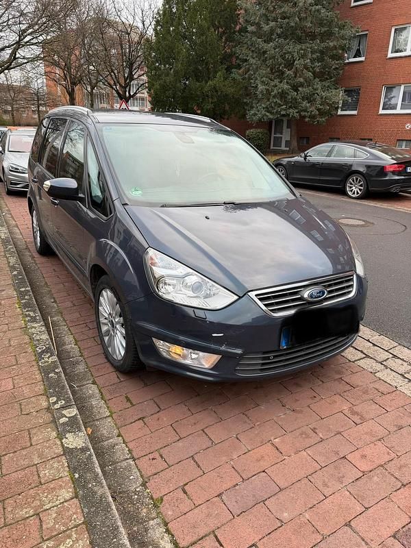 Gebraucht Ford Galaxy 140 PS (102 kW) 2014 Grau Van / Kleinbus