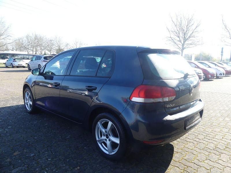 Gebraucht VW Golf VII Match 86 PS (63 kW) 2012 Blau Limousine
