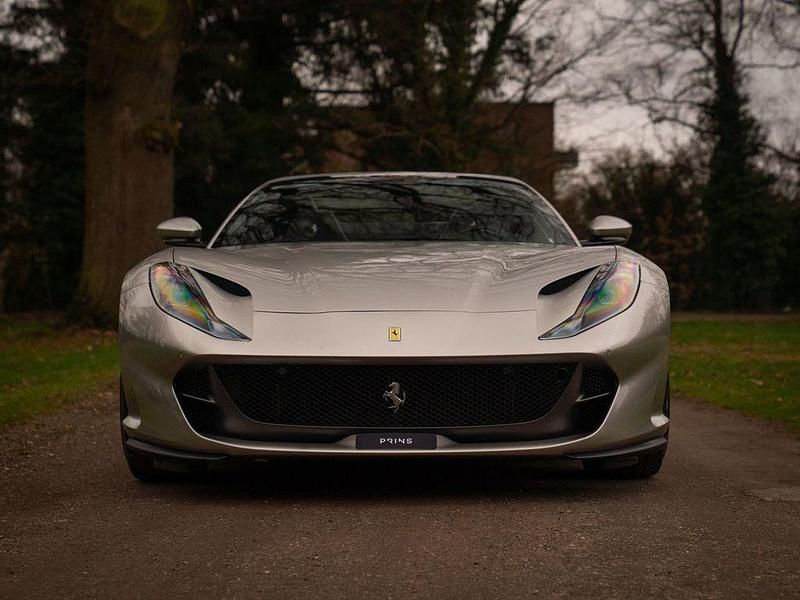 Gebraucht Ferrari 812 799 PS (587 kW) 2021 Grau Cabrio