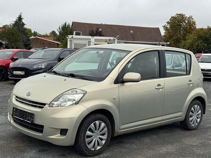 Gebraucht Daihatsu Sirion 87 PS (63 kW) 2008 Gelb Kleinwagen