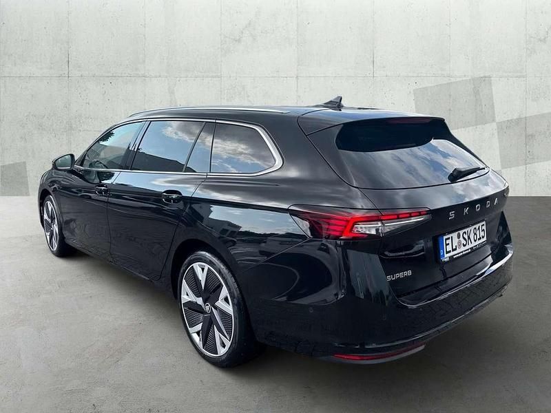 Gebraucht Skoda Superb Selection 150 PS (110 kW) 2025 Schwarz Kombi