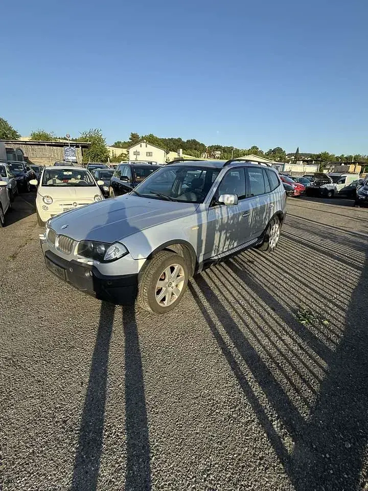 Gebraucht BMW X3 204 PS (150 kW) 2005 Black sapphire metallic SUV
