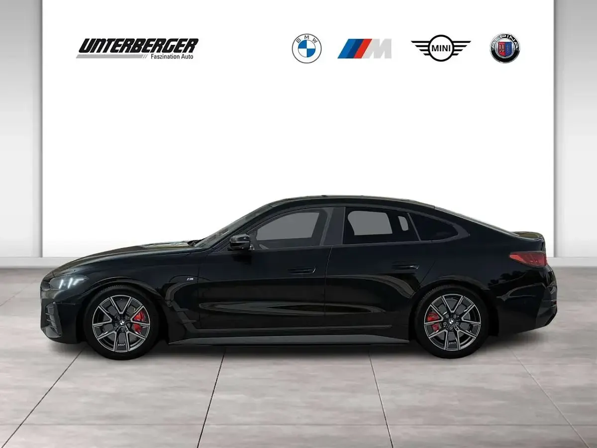 Neu BMW i4 M Sport 250 kW (340 PS) 2026 Black sapphire Limousine