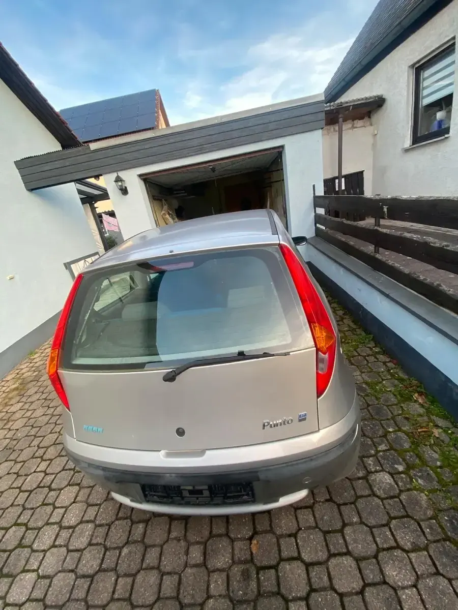 Gebraucht Fiat Punto 60 PS (44 kW) 2000 Grau Kleinwagen