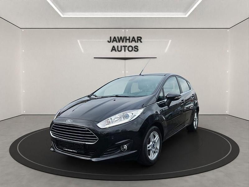 Gebraucht Ford Fiesta Titanium 125 PS (91 kW) 2014 Schwarz Limousine