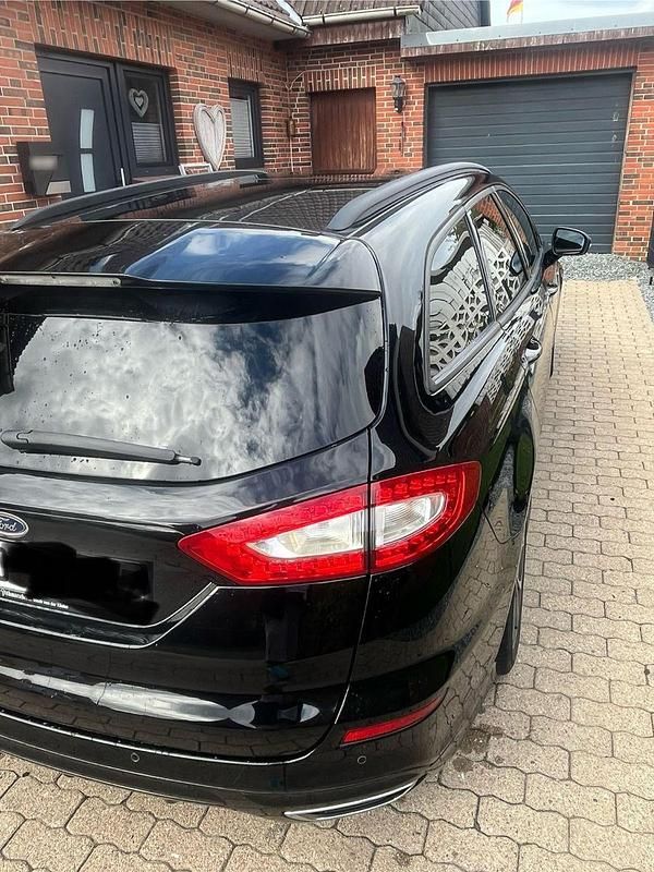 Gebraucht Ford Mondeo ST-Line 179 PS (131 kW) 2017 Schwarz Kombi