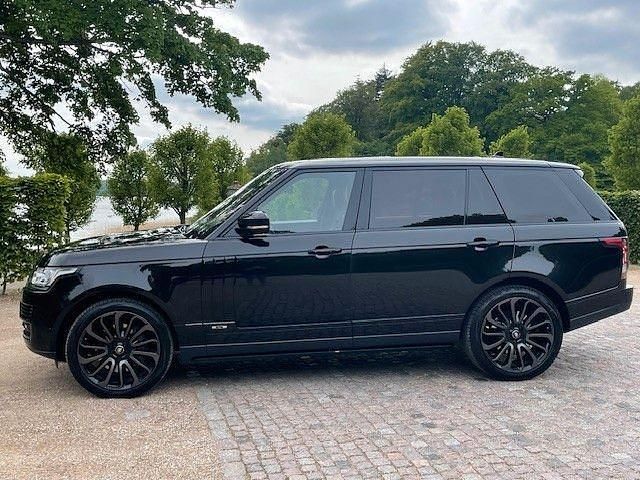 Schwarz Gebraucht 2015 Land Rover Range Rover Autobiography SUV | 47.900 € - Bild 1/4